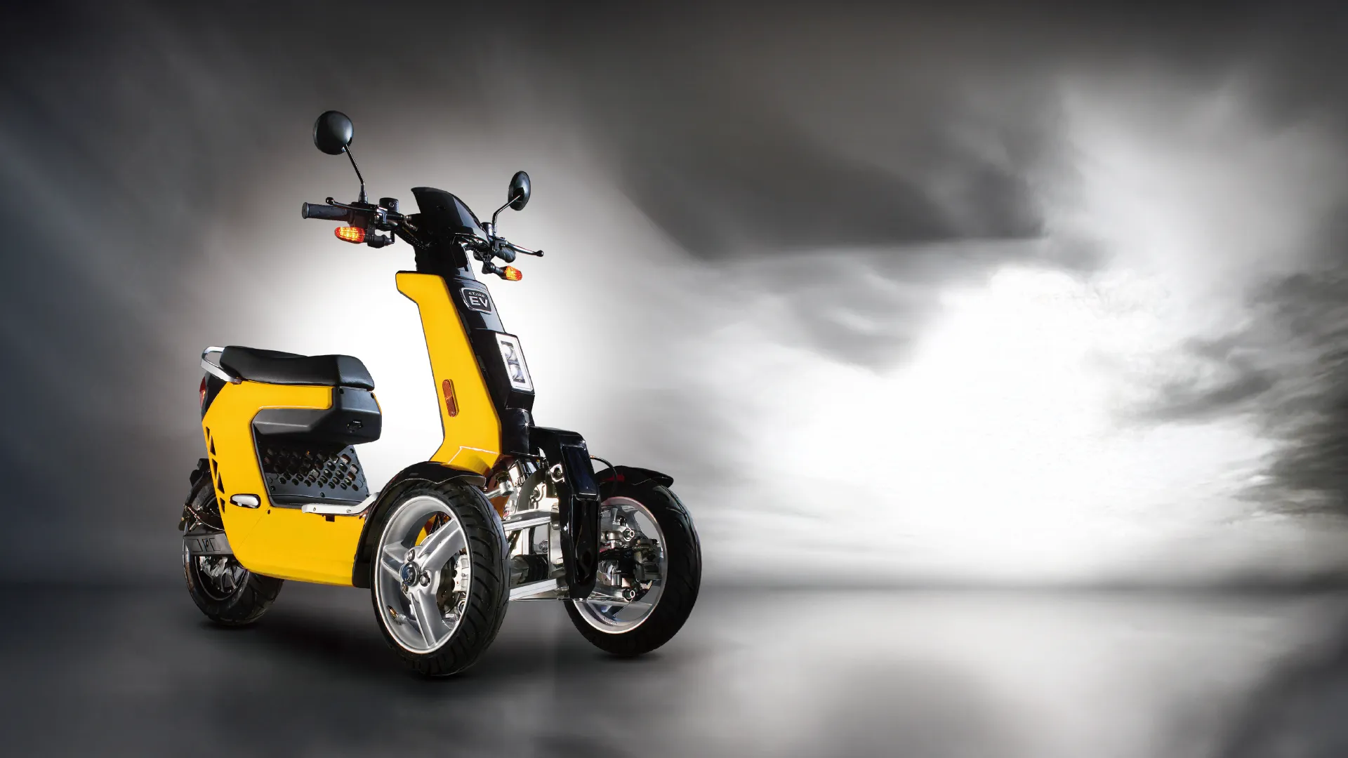 Swing Sports Main Visual